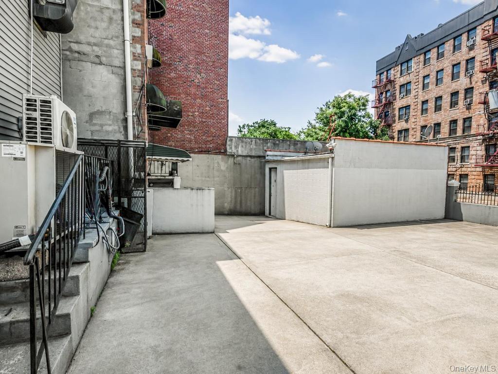 4779 White Plains Road Bronx, NY 10470 - Photo 21 of 22
