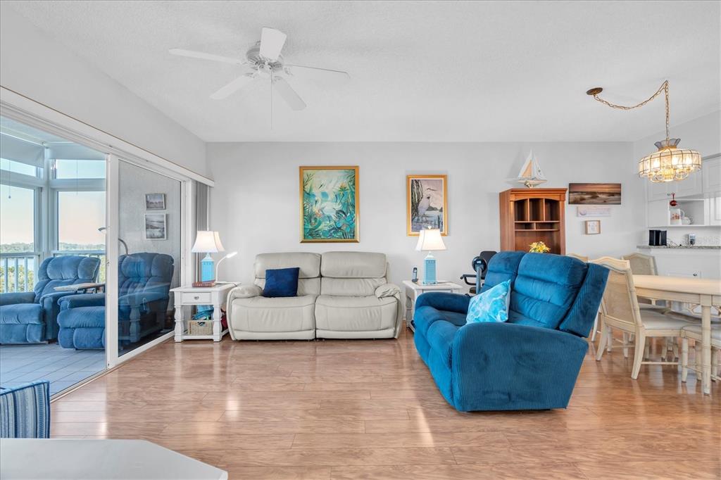 6315 Shoreline Drive, Unit 3307 Seminole, FL 33708 - Photo 11 of 40