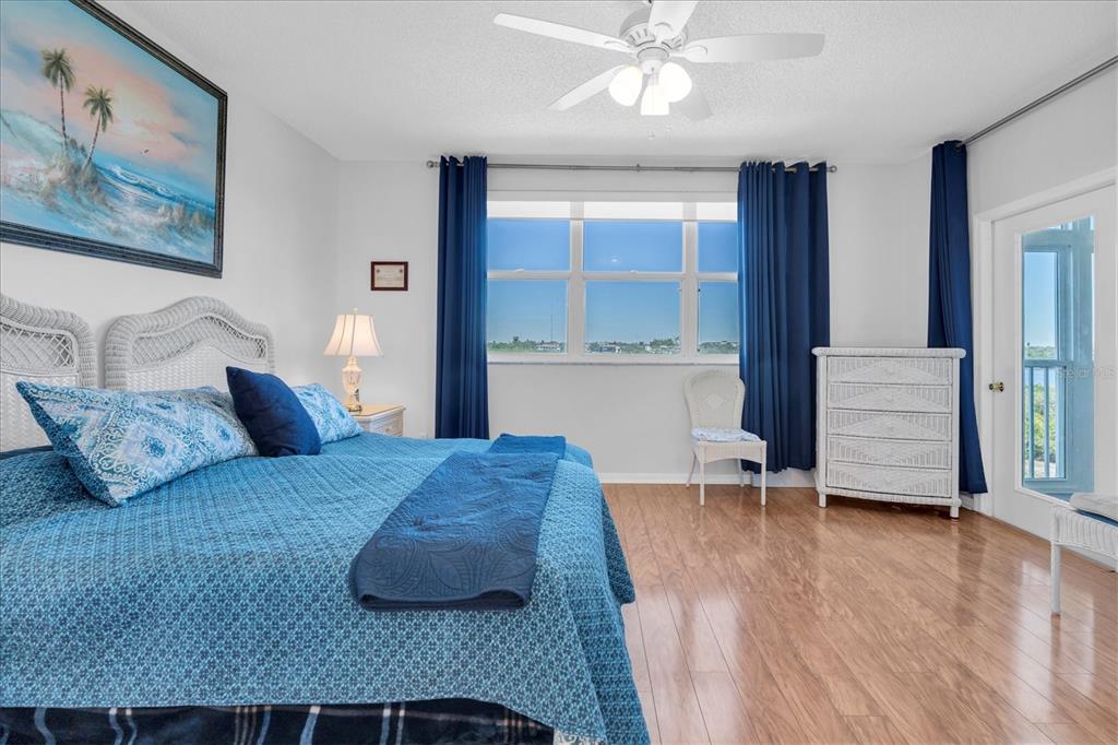 6315 Shoreline Drive, Unit 3307 Seminole, FL 33708 - Photo 21 of 40