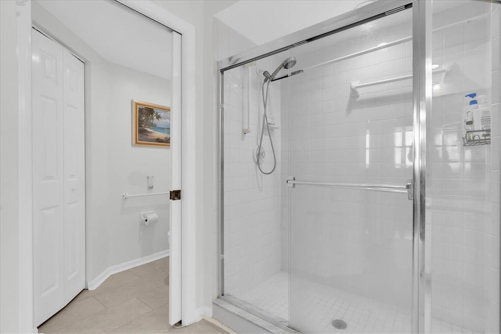 6315 Shoreline Drive, Unit 3307 Seminole, FL 33708 - Photo 23 of 40