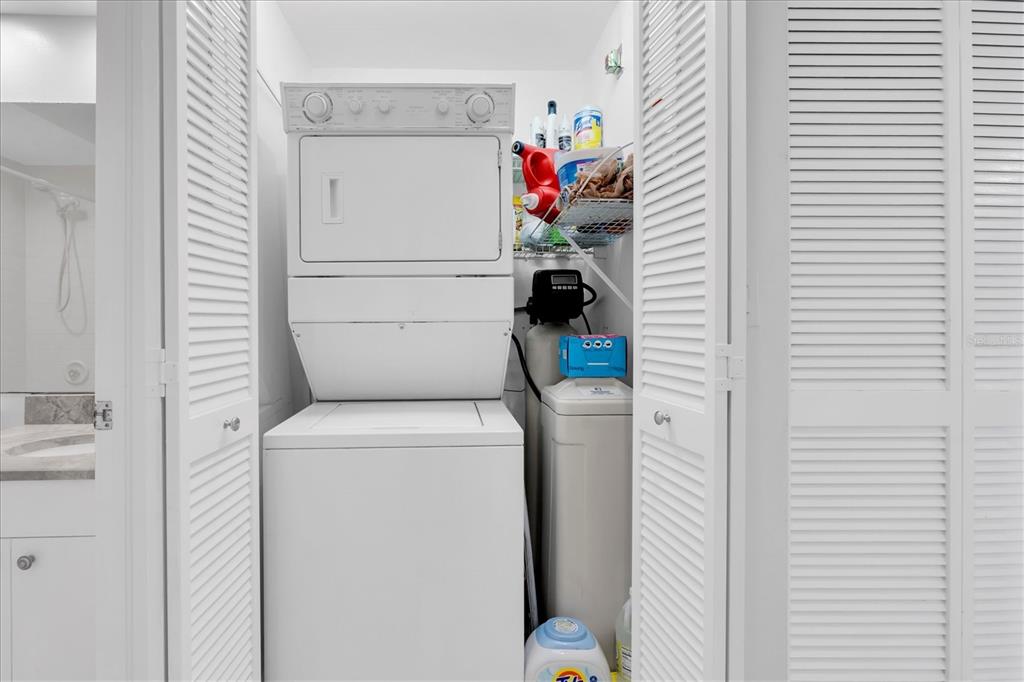 6315 Shoreline Drive, Unit 3307 Seminole, FL 33708 - Photo 24 of 40