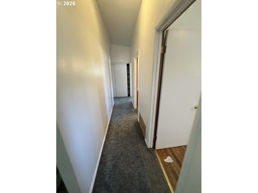 401 3rd Street La Grande, OR 97850 - Photo 4 of 47