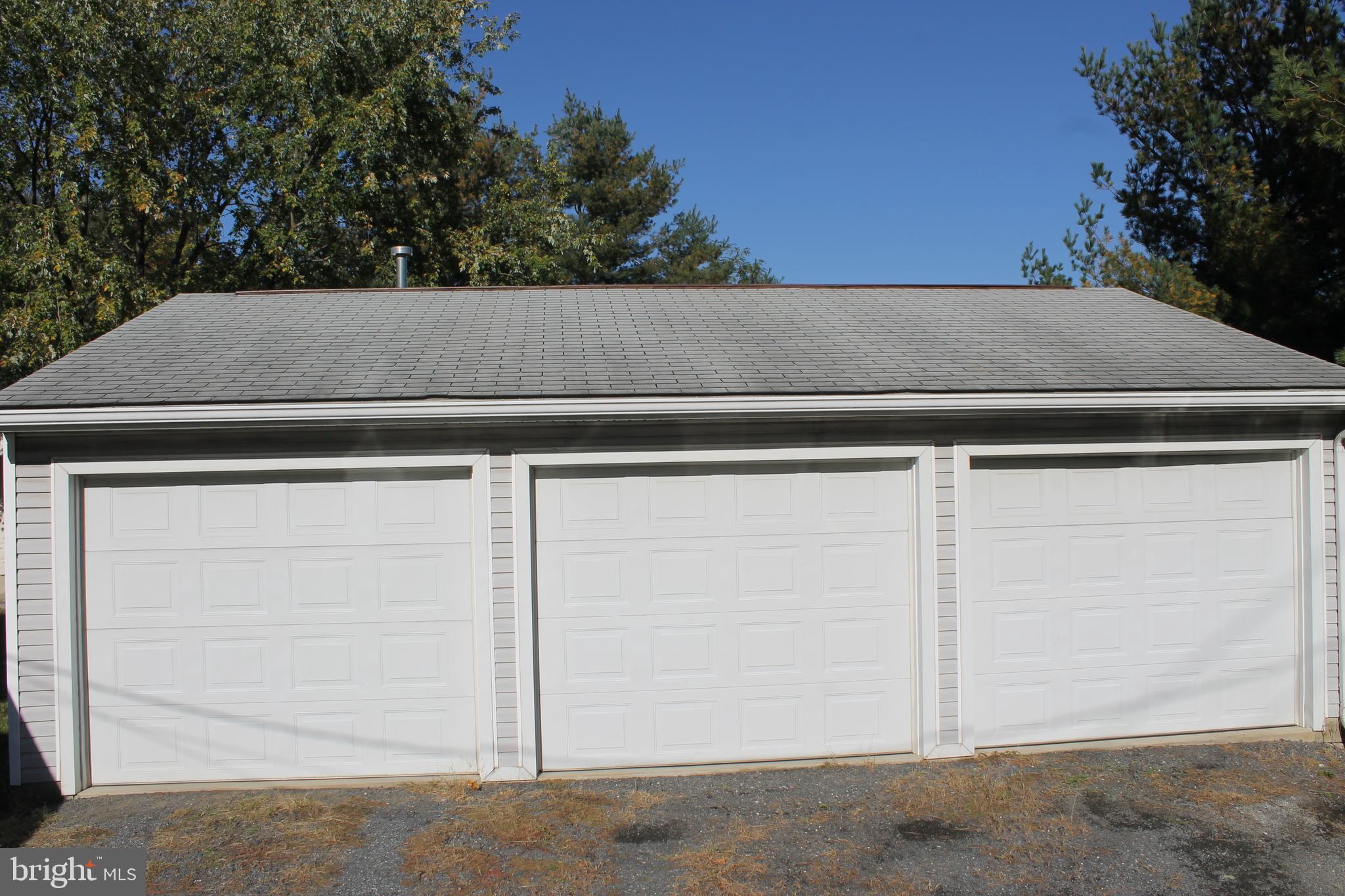 301 Prospect Road Mount Airy, MD 21771 - Photo 3 of 27 Huge detached 3 bay garage w/heat & a/c