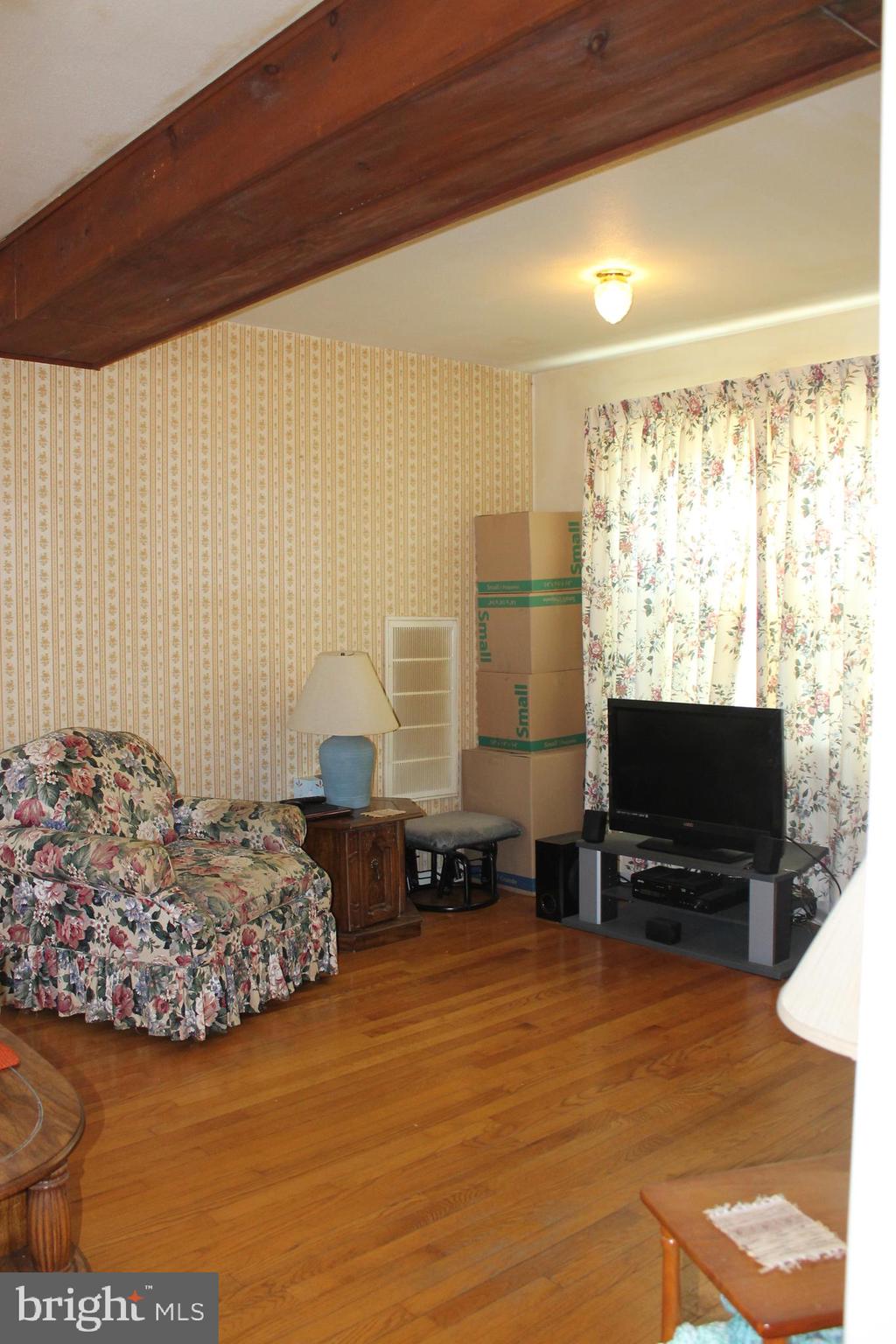 301 Prospect Road Mount Airy, MD 21771 - Photo 9 of 27 Gallery Image 9