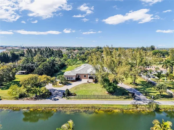 $2,749,000 | 4800 Southwest 141st Avenue, Miramar, FL 33027