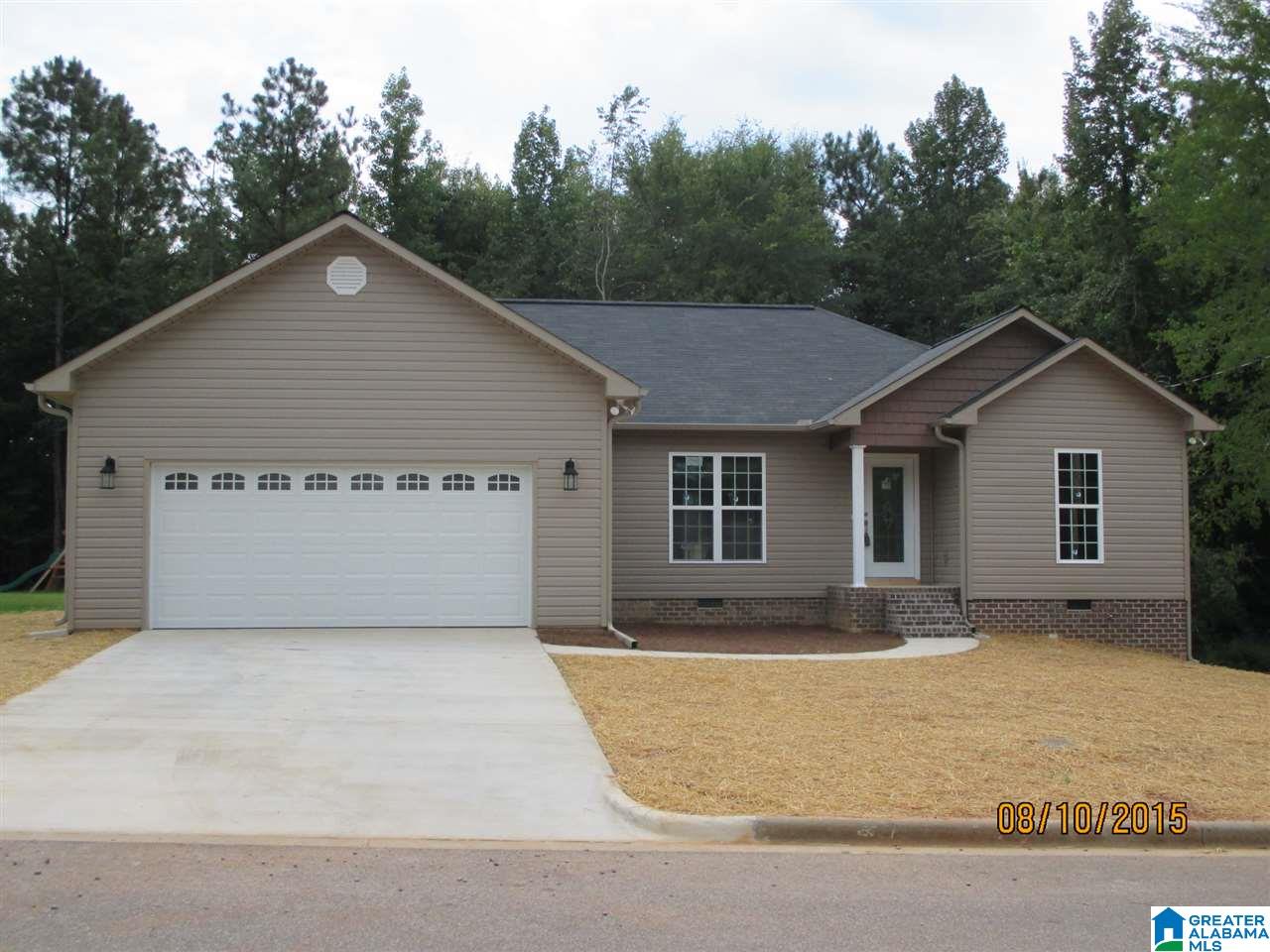 1009 Southeast Groves Pass Weaver, AL 36277 - Photo 3 of 21