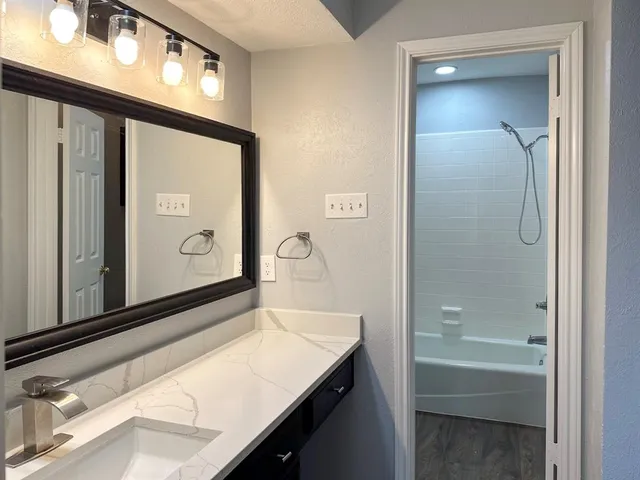 $1,875 | 3635 Garden Brook Drive, Unit 5200, Farmers Branch, TX 75234