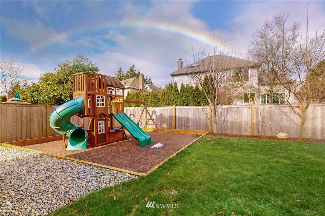 1134 Southwest 333rd Place Federal Way, WA 98023 - Photo 23 of 31