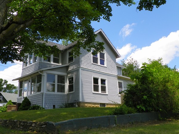 14 Murray Place West Springfield, MA 01089 - Photo 3 of 25 Gallery Image 3