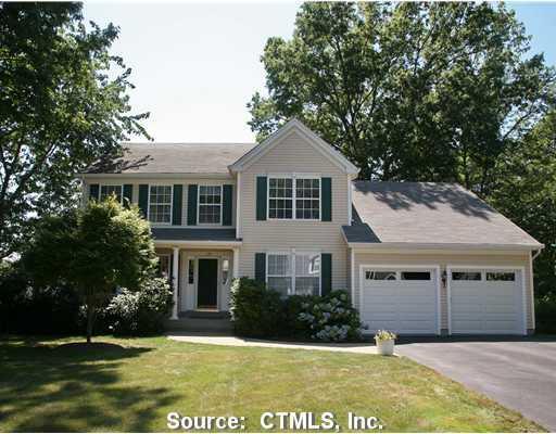 174 Lookout Hill Road Milford, CT 06461 - Photo 1 of 1 Exterior Front.