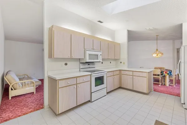 $179,000 | 9850 Southeast 178th Lane, Summerfield, FL 34491