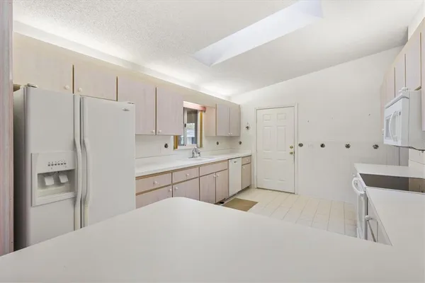 $179,000 | 9850 Southeast 178th Lane, Summerfield, FL 34491