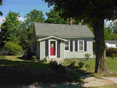 218 South Rutledge Street Pentwater, MI 49449 - Photo 2 of 8 Additional Photo