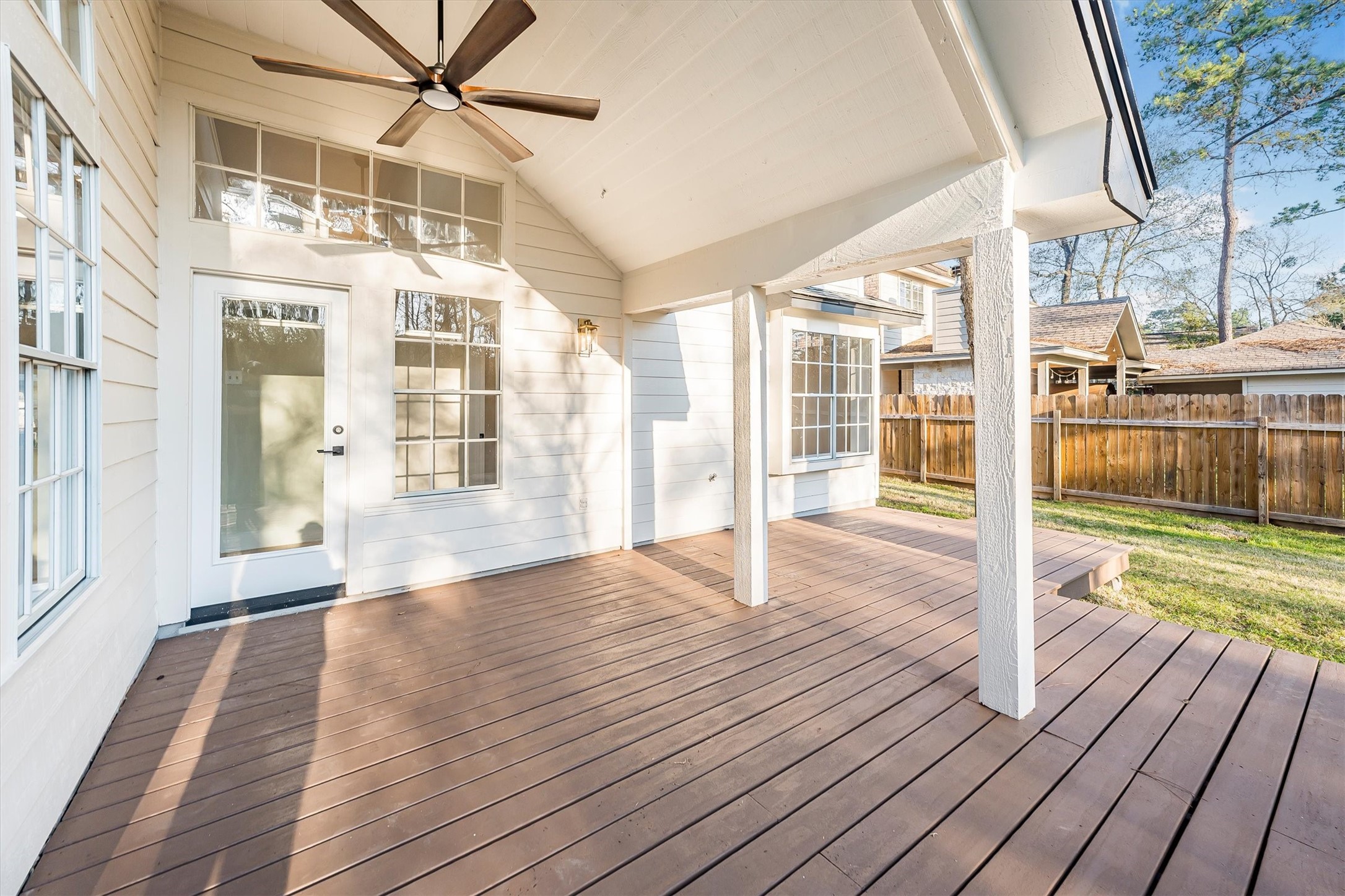 235 South Crimson Clover Circle Spring, TX 77381 - Photo 4 of 22 a view of an entryway with wooden floor