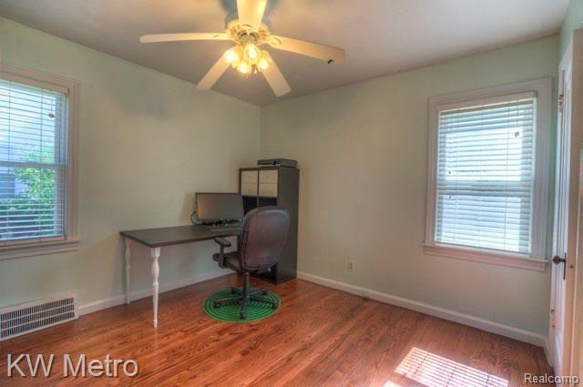 1129 Harvard Road Berkley, MI 48072 - Photo 11 of 16