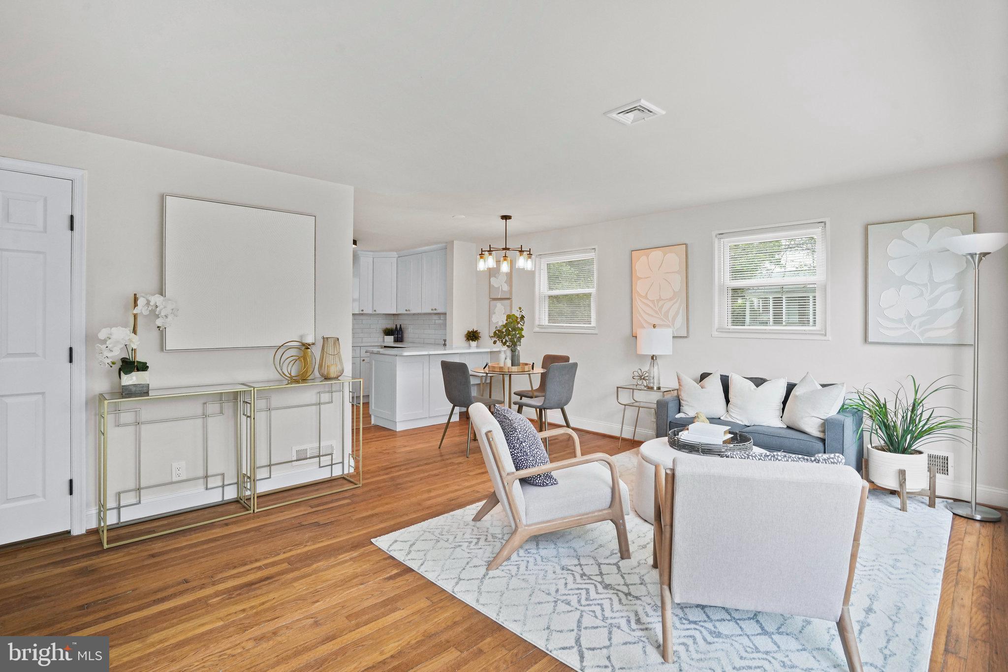 3706 Carey Street Silver Spring, MD 20902 - Photo 4 of 31 Tons of natural light Open-Concept