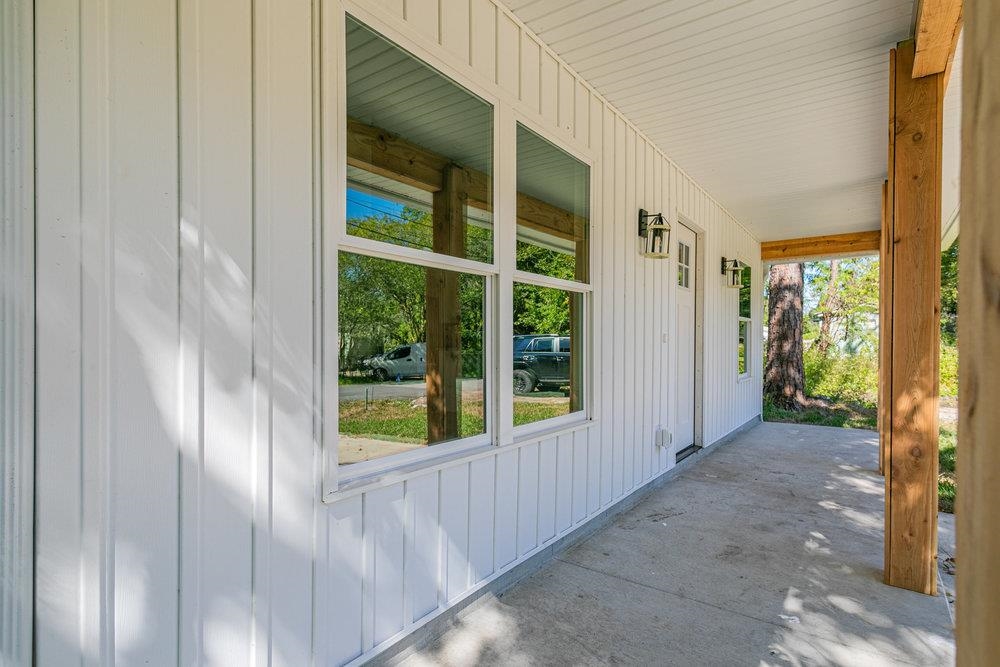 2885 North 8th Street St. Augustine, FL 32084 - Photo 5 of 35 a view of entrance