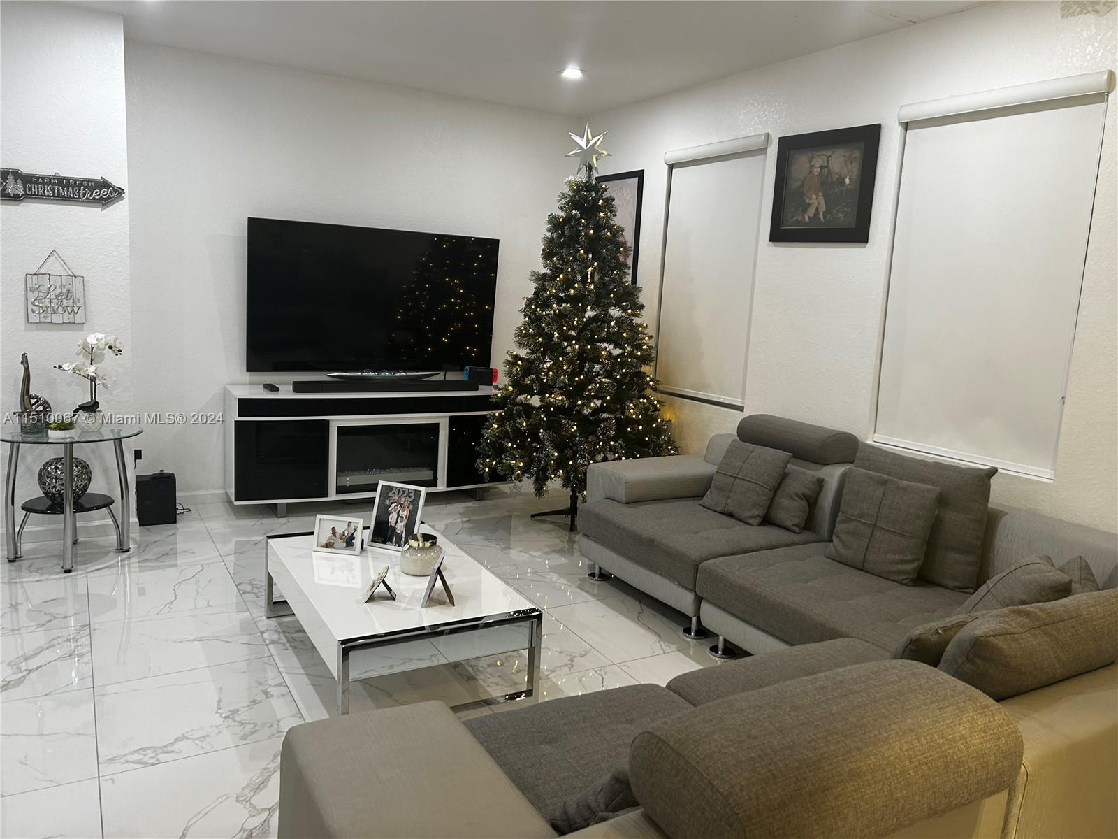 24487 Southwest 117th Ave  