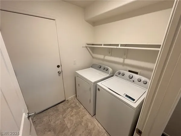 $2,095 | 9137 Palatial Palette Court, Las Vegas, NV 89149