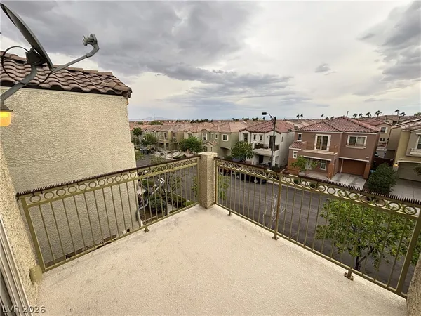 $2,095 | 9137 Palatial Palette Court, Las Vegas, NV 89149