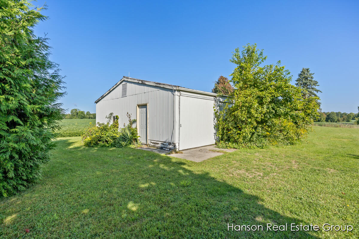 11133 3 Mile Road Northeast Lowell, MI 49331 - Photo 37 of 51 IMG_1039