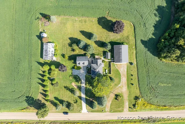 $725,000 | 11133 3 Mile Road Northeast, Lowell, MI 49331
