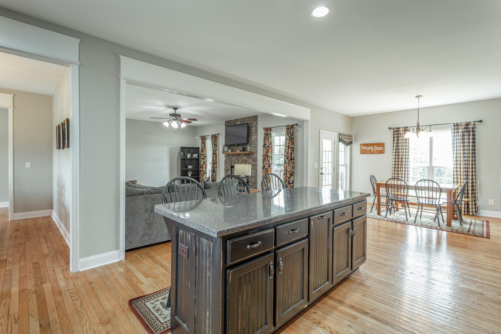 95 Patty Road Ringgold, GA 30736 - Photo 13 of 46 Kitchen