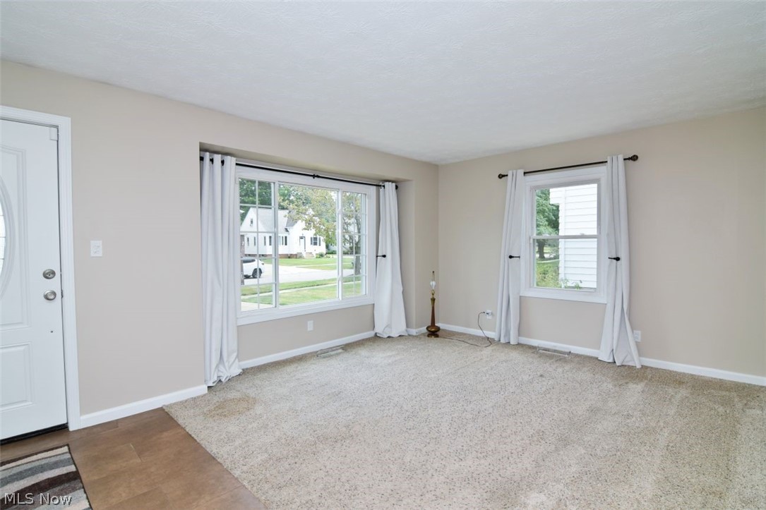 1190 Belrose Road Mayfield Heights, OH 44124 - Photo 10 of 44