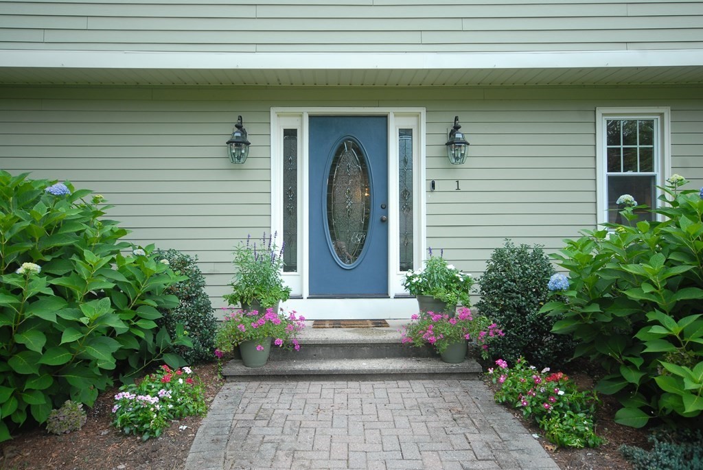 1 Highland Road Acton, MA 01720 - Photo 3 of 42 Gallery Image 3
