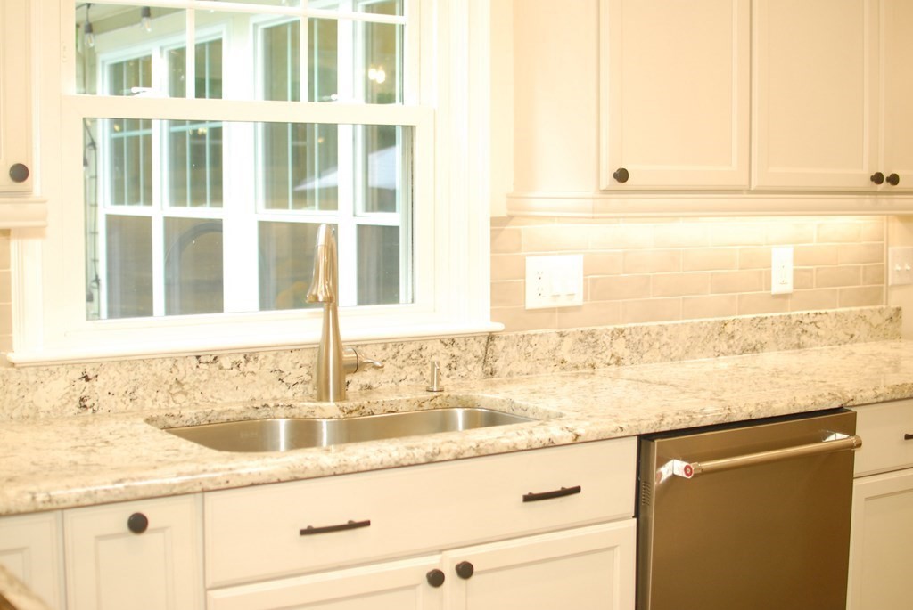 1 Highland Road Acton, MA 01720 - Photo 8 of 42 Gallery Image 8