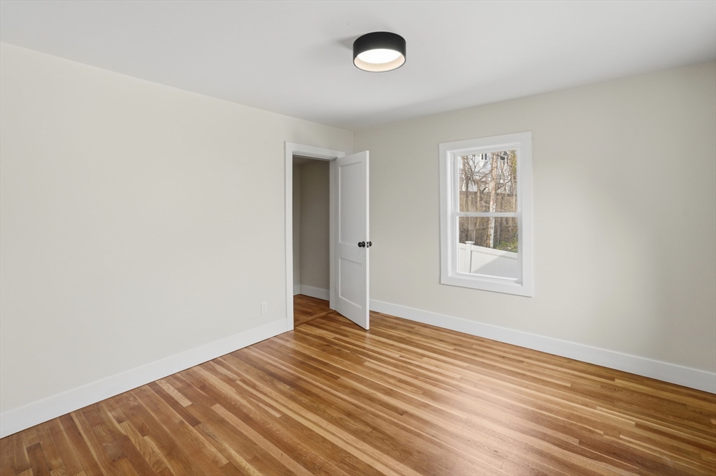 25 Johnson Street Worcester, MA 01604 - Photo 9 of 13