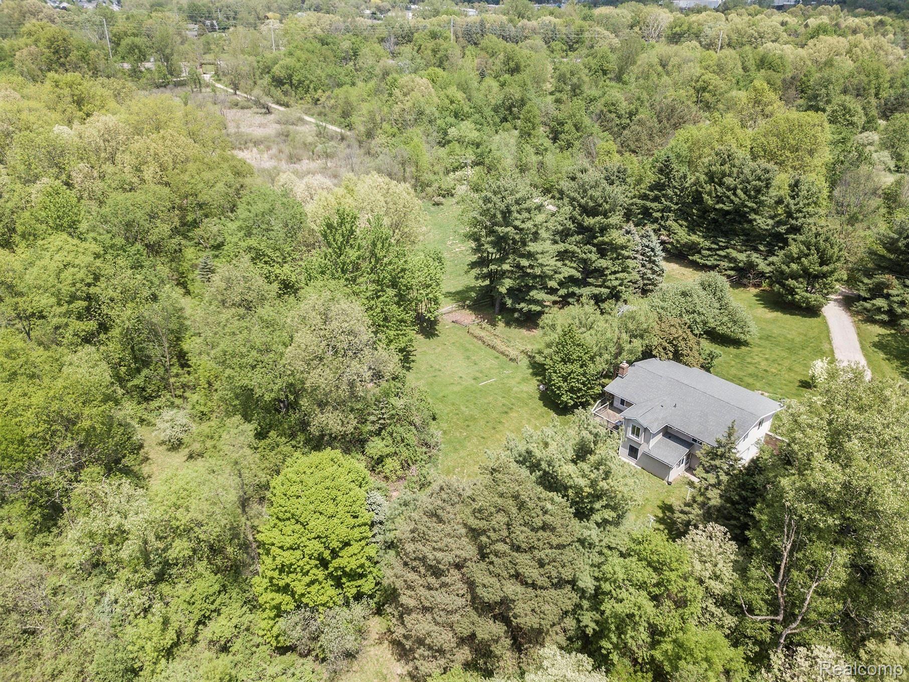 800 Sleaford Road Howell, MI 48843 - Photo 24 of 29 overhead view