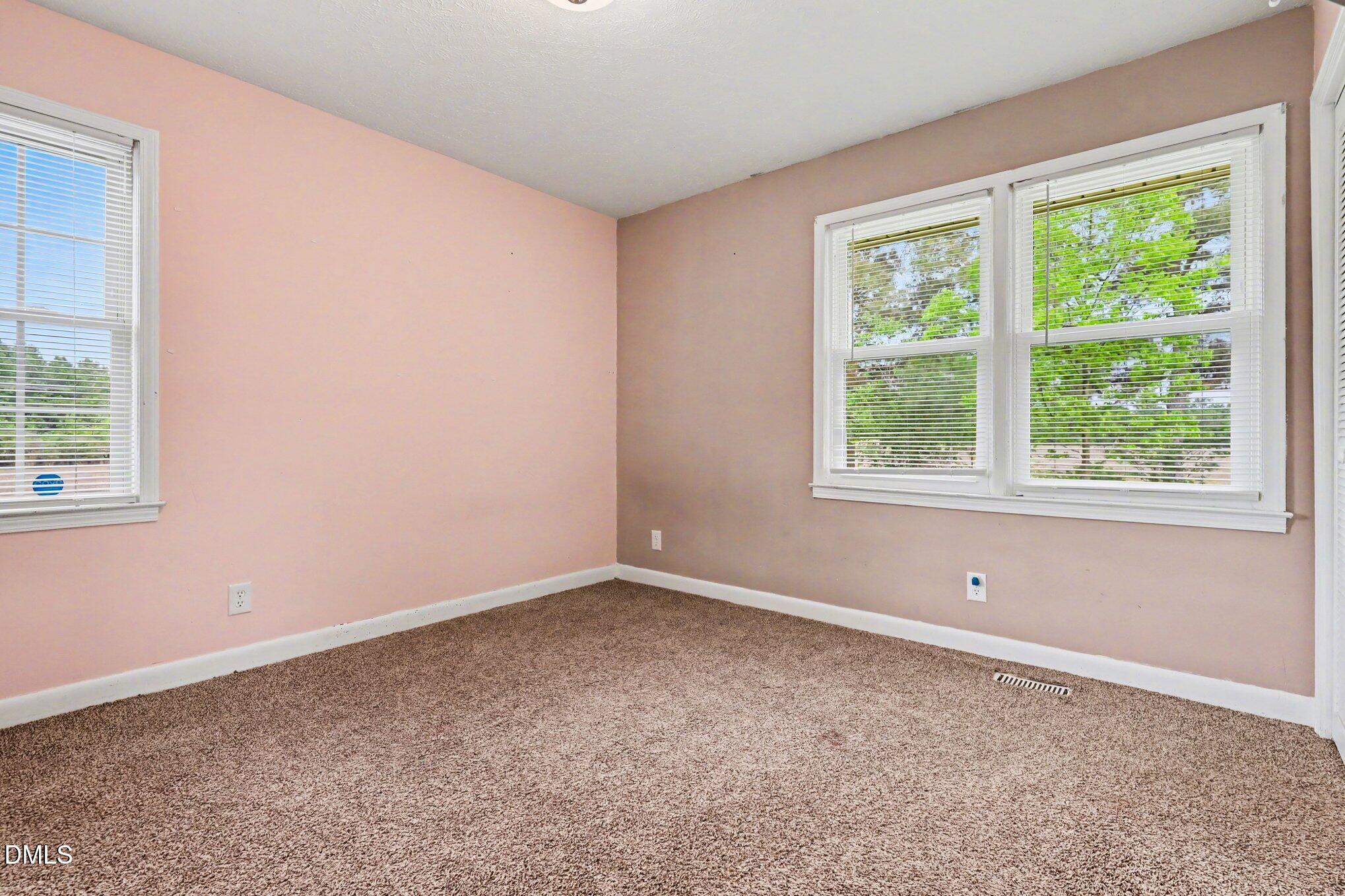 875 Wynn Road Clinton, NC 28328 - Photo 17 of 35 017_file_3405