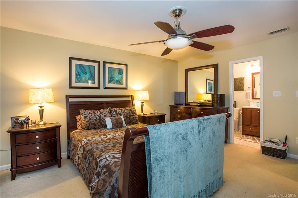 5805 Sharon Road, Unit F Charlotte, NC 28210 - Photo 17 of 24