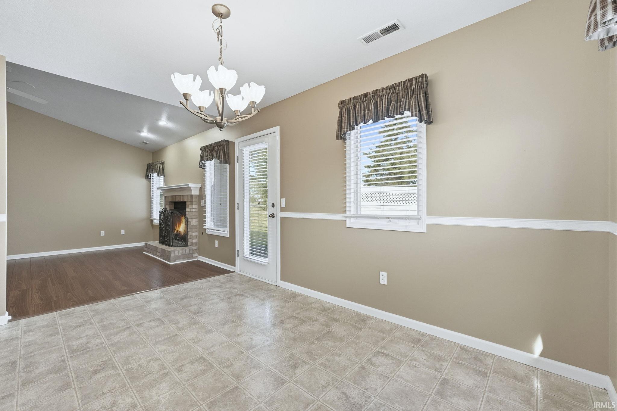 733 Boulder Cove Fort Wayne, IN 46845 - Photo 17 of 36