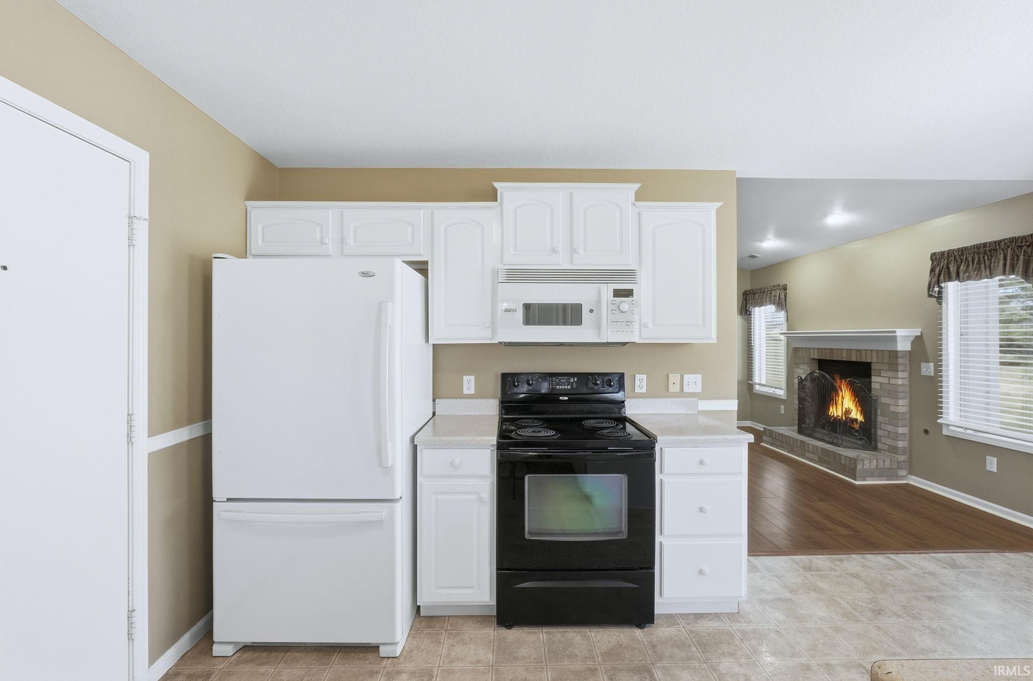 733 Boulder Cove Fort Wayne, IN 46845 - Photo 18 of 36