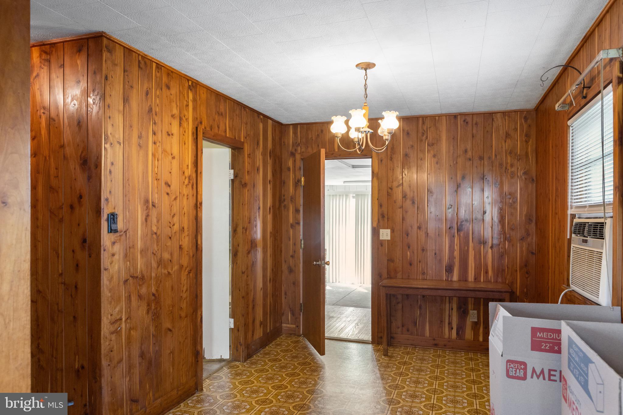 3223 Senedo Road Quicksburg, VA 22847 - Photo 9 of 46