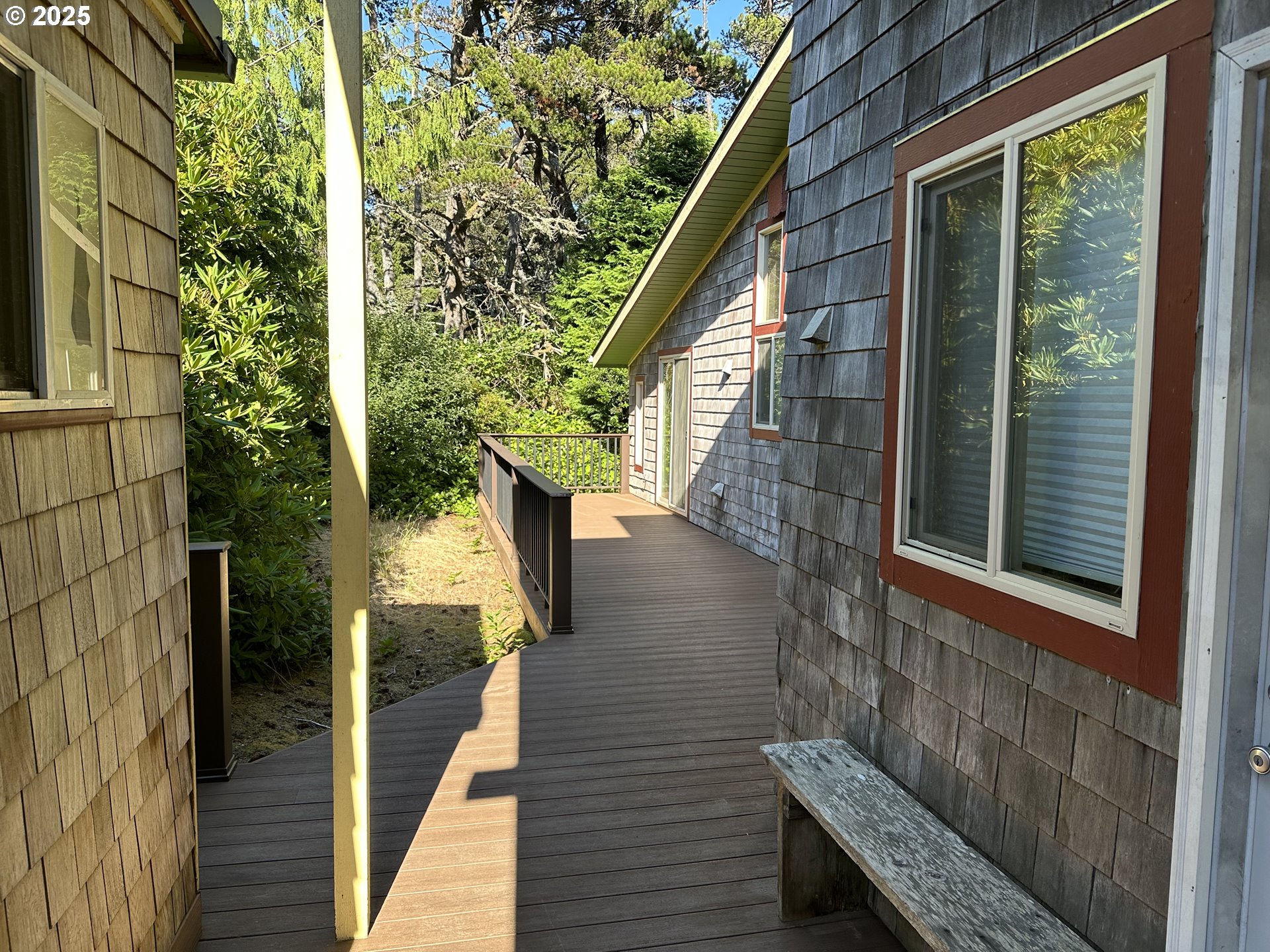 88179 3rd Avenue Florence, OR 97439 - Photo 4 of 40