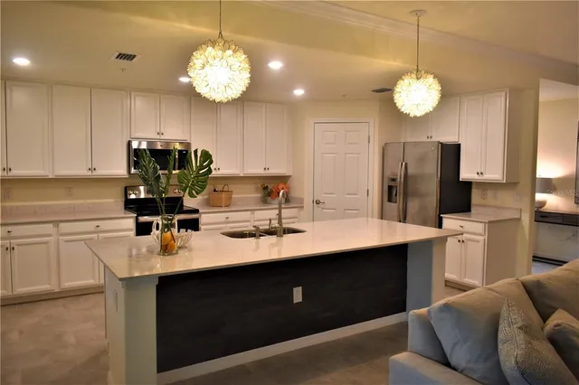 $5,500 | 12500 Ghiberti Circle, Unit 102, Venice, FL 34293