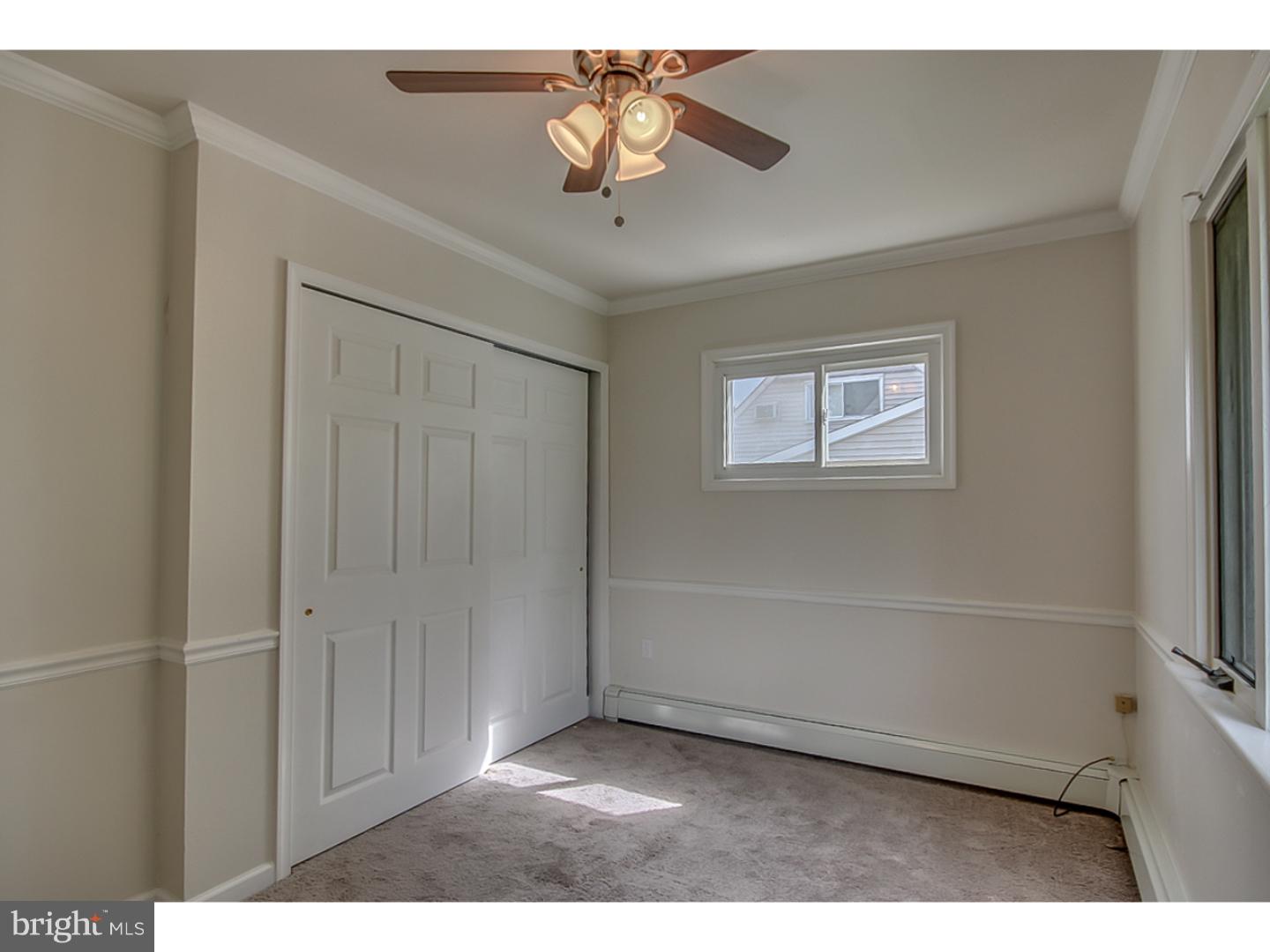 58 Rambler Lane Levittown, PA 19055 - Photo 16 of 24 Gallery Image 16