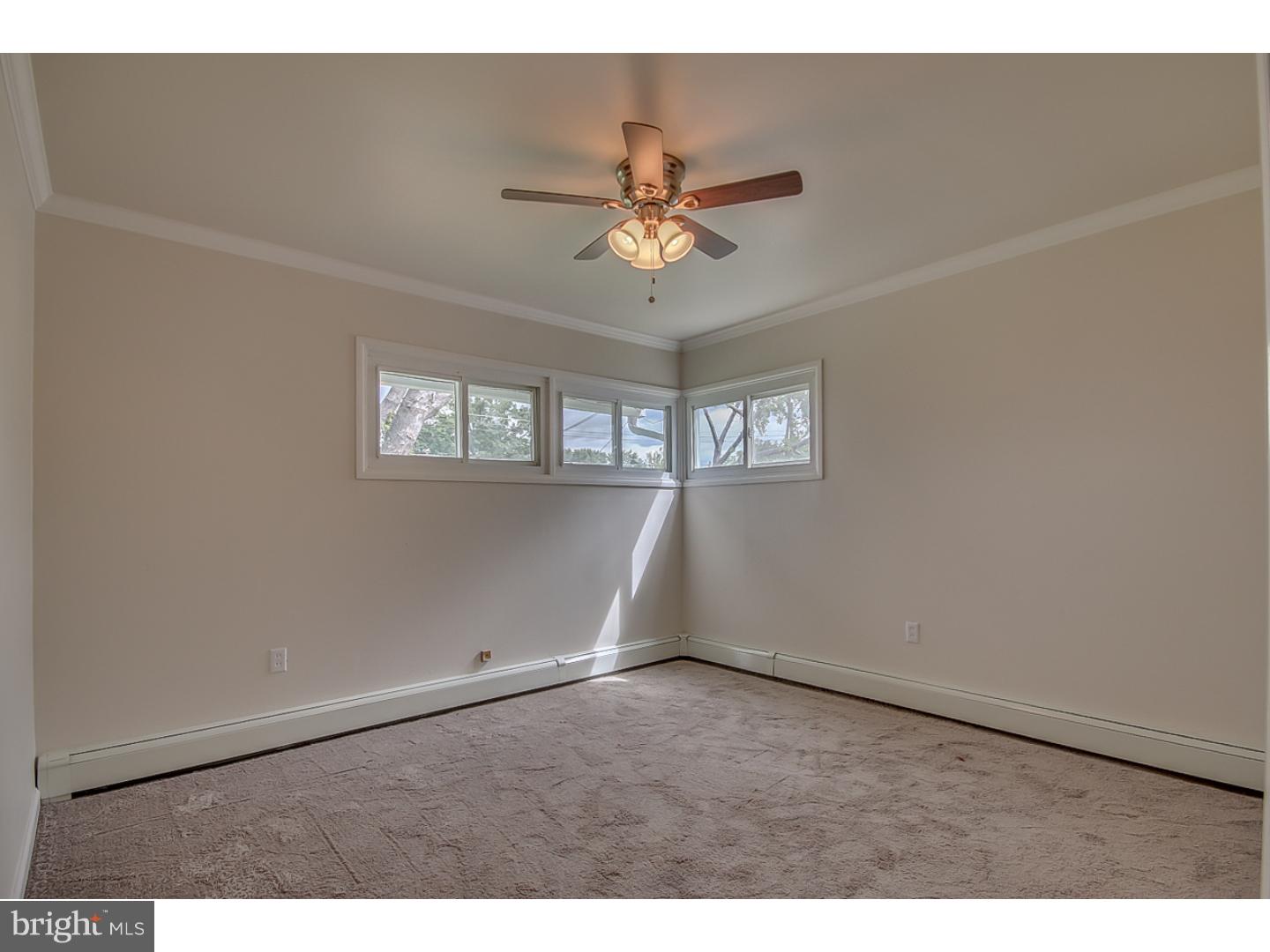 58 Rambler Lane Levittown, PA 19055 - Photo 18 of 24 Gallery Image 18