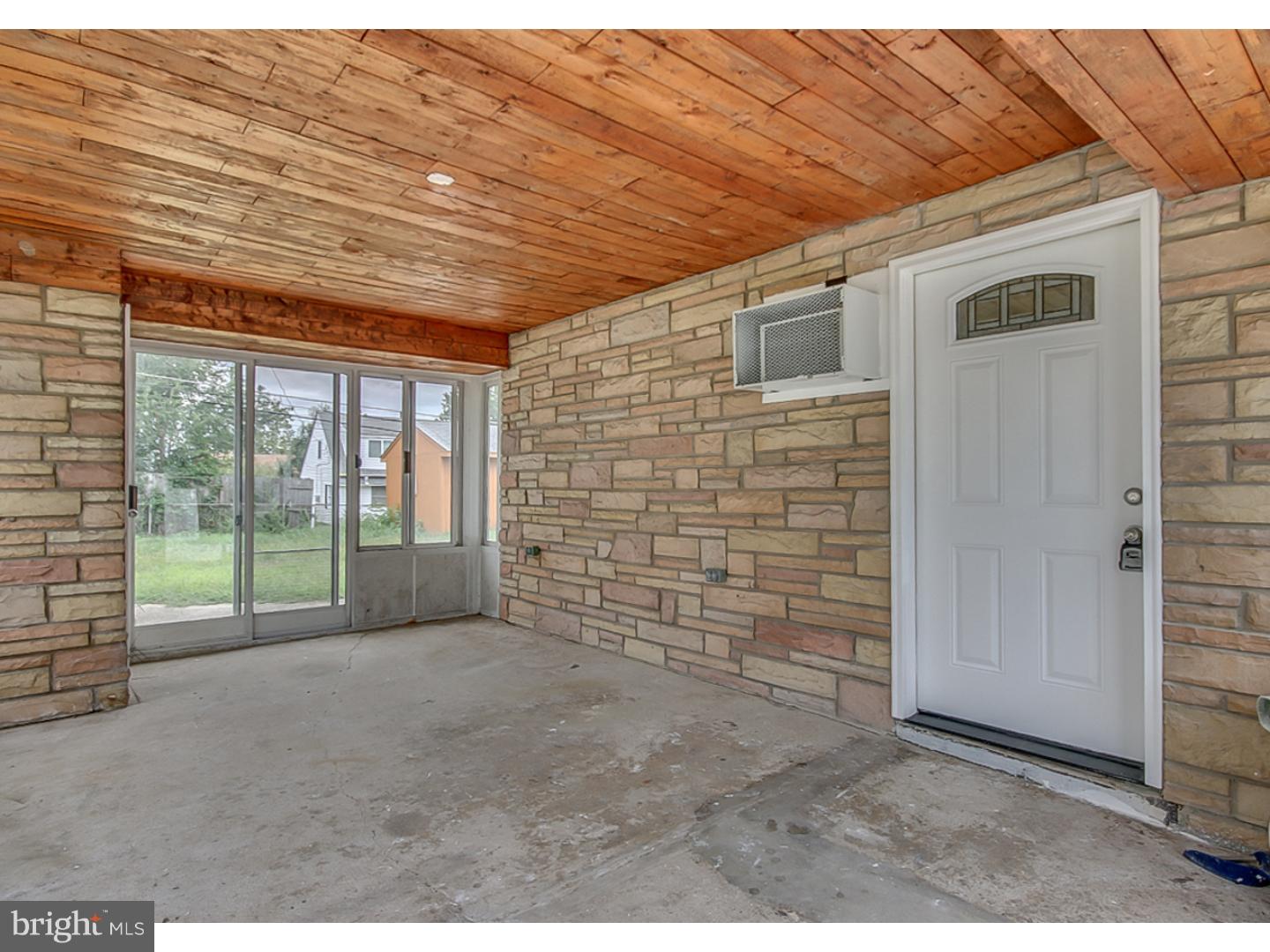 58 Rambler Lane Levittown, PA 19055 - Photo 3 of 24 Gallery Image 3