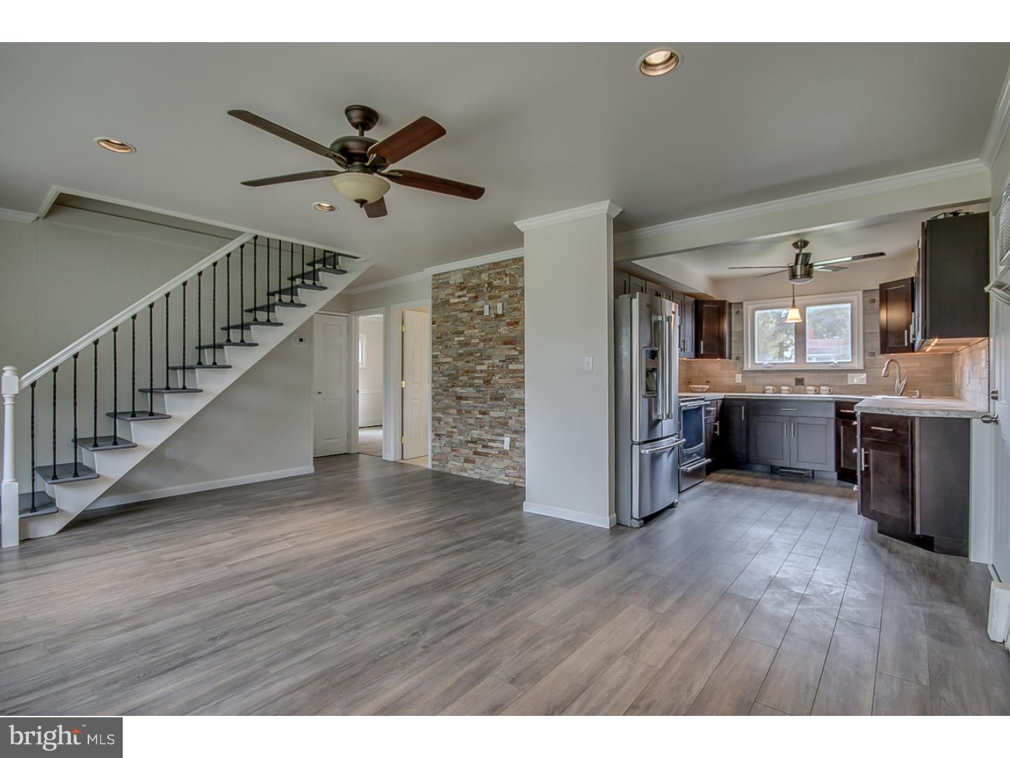 58 Rambler Lane Levittown, PA 19055 - Photo 4 of 24 Gallery Image 4