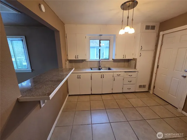 $330,000 | 14413 Portland Avenue Southwest, Lakewood, WA 98498