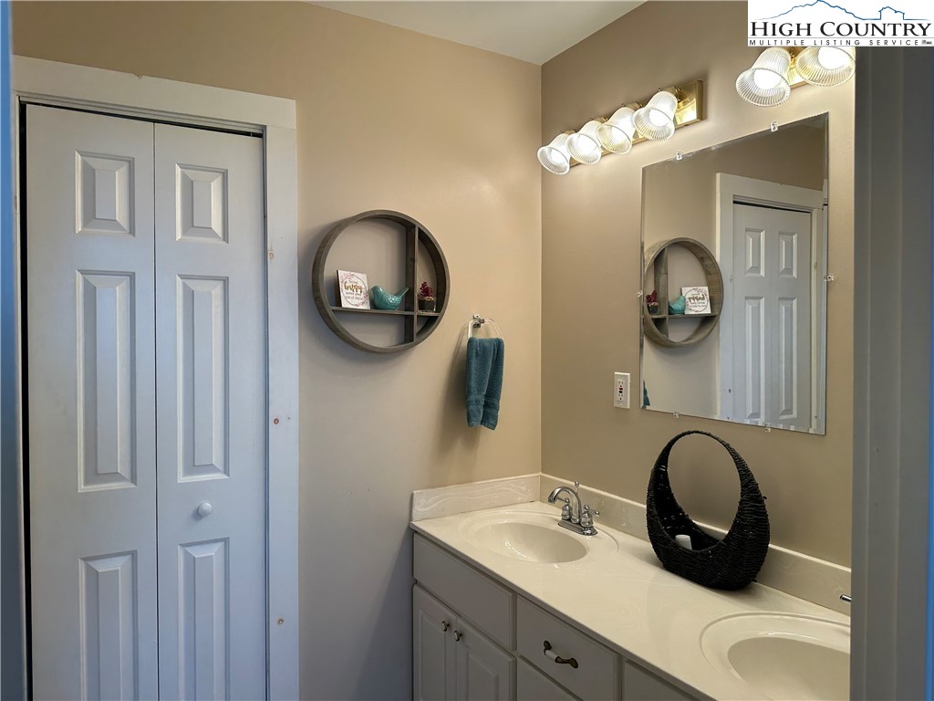1100 Horton Road Ennice, NC 28623 - Photo 33 of 36 Gallery Image 33