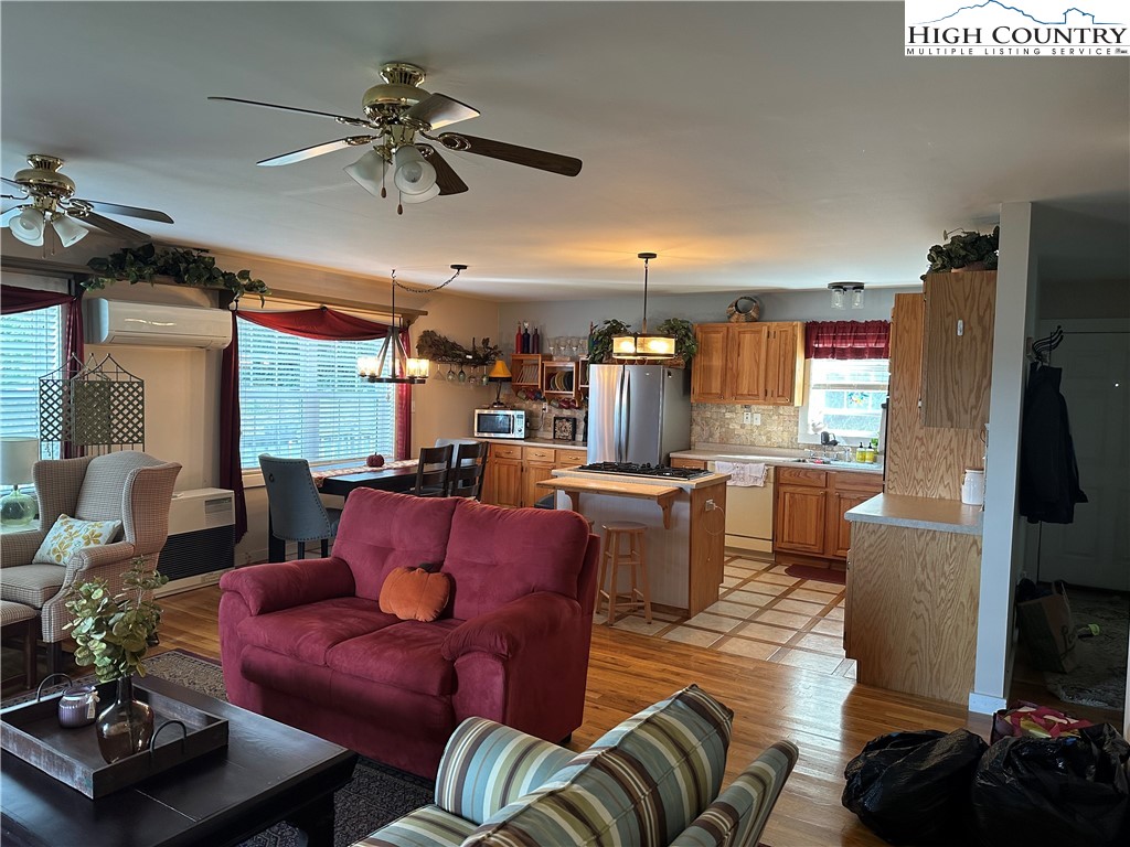 1100 Horton Road Ennice, NC 28623 - Photo 10 of 36 Gallery Image 10