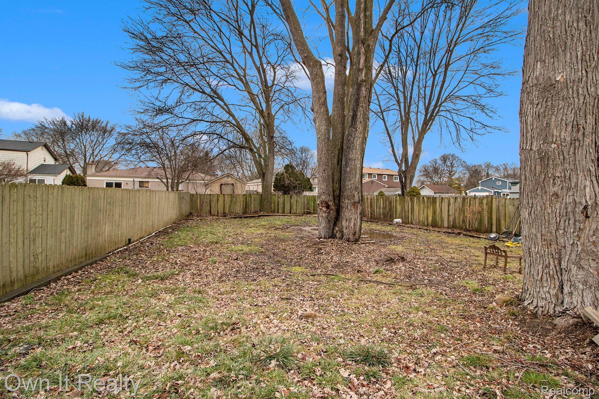 528 Buckingham Road Canton, MI 48188 - Photo 25 of 28 Gallery Image 25