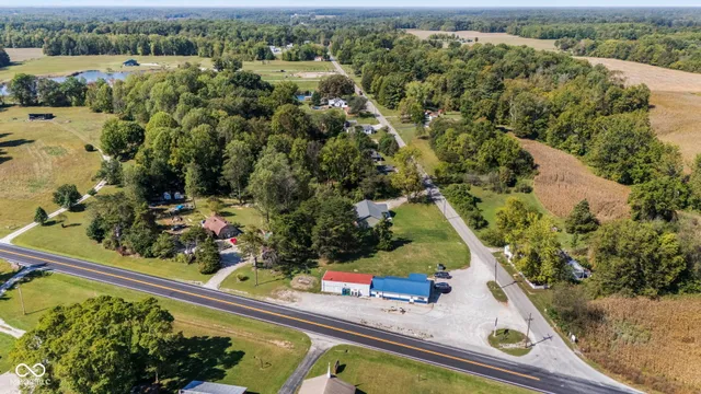 $379,900 | 8545 South State Highway, Commiskey, IN 47227