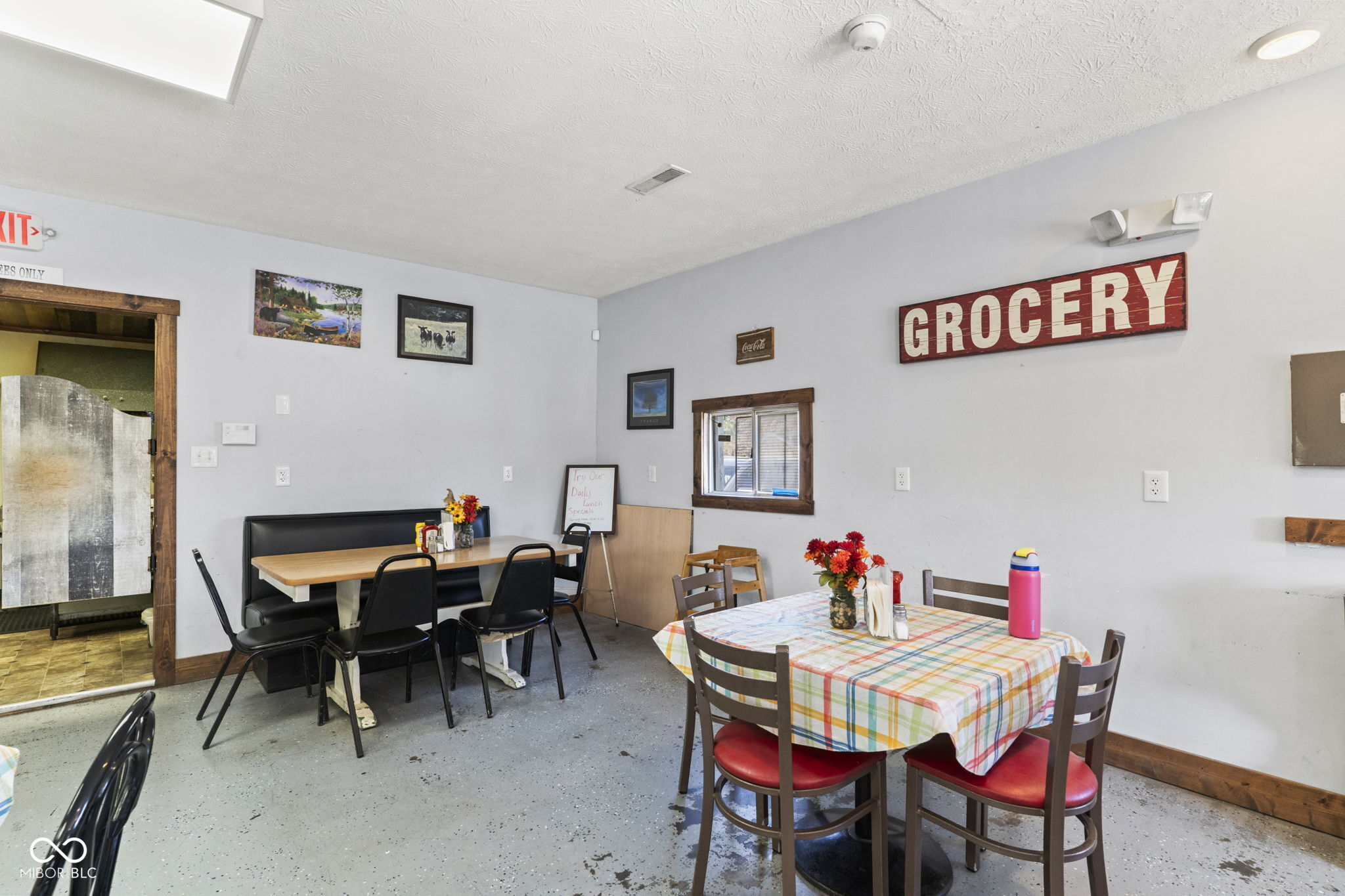 8545 South State Highway Commiskey, IN 47227 - Photo 3 of 34