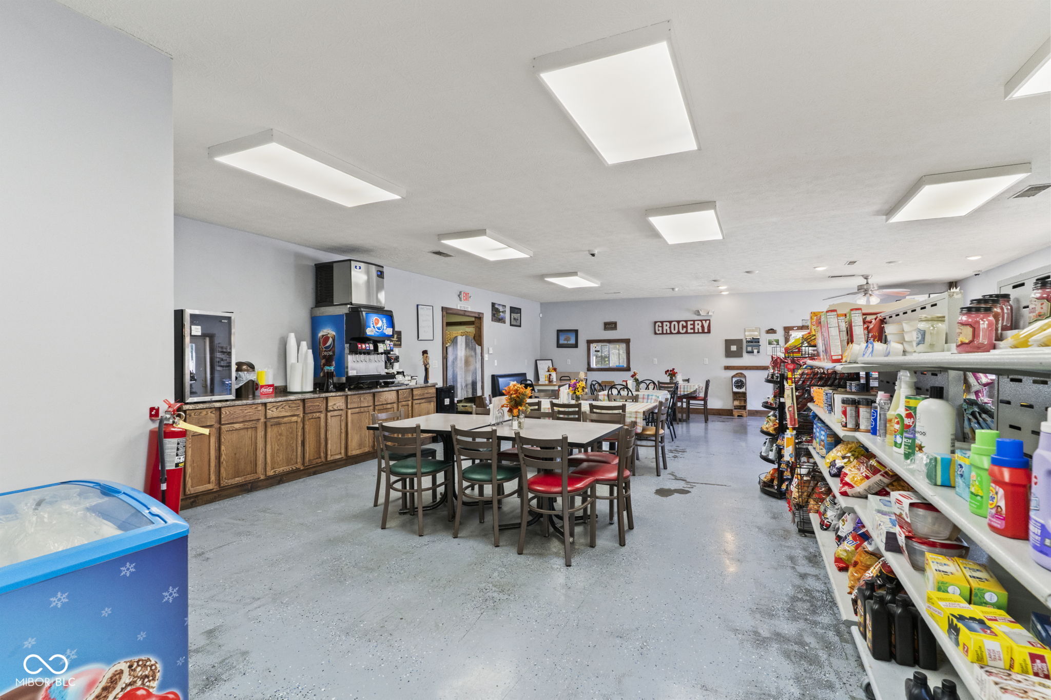 8545 South State Highway Commiskey, IN 47227 - Photo 6 of 34